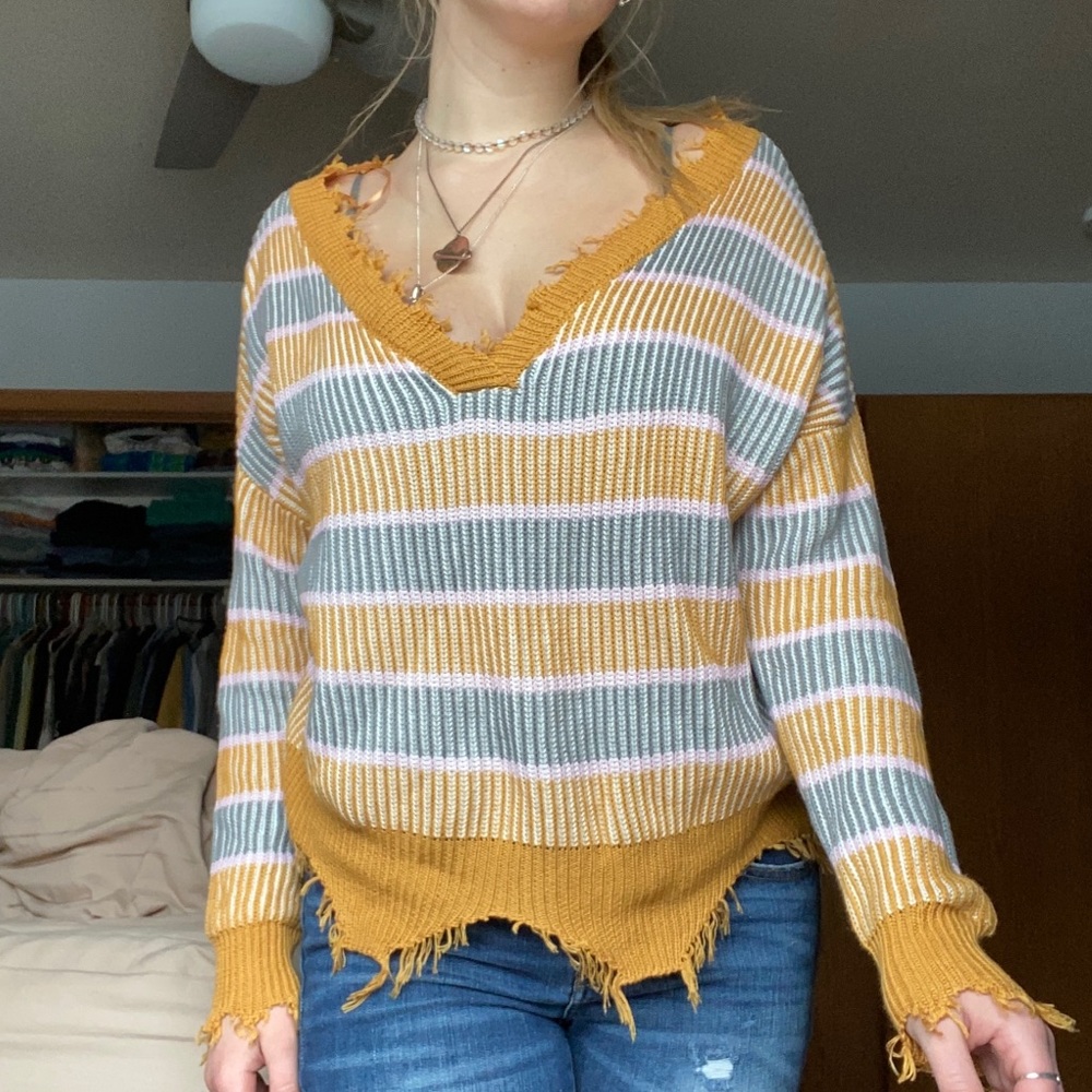 Trendy Fringe Sweater!